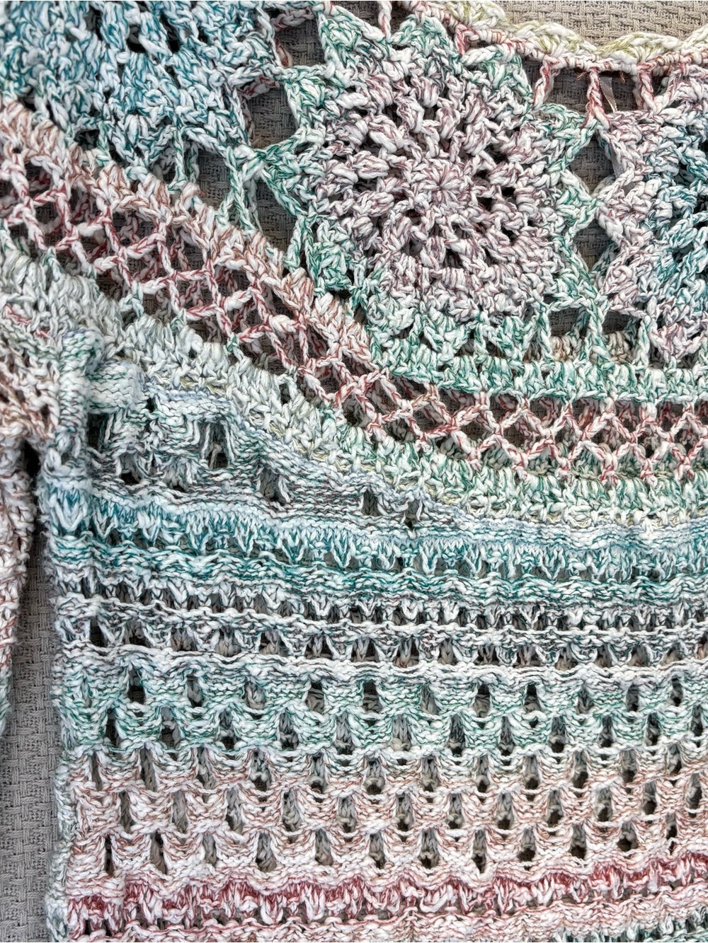 Free People Ring Of Roses Crochet Colorful Pullover Sweater S Boho Beach Chic - Picture 3 of 10